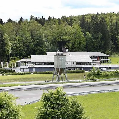 Hotel Grosuplje 3* Grosuplje