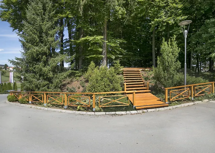 Hotel Grosuplje מלון גרוסופליה